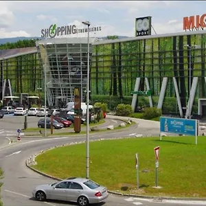 Embnb - Near Geneva - S204,4 Appartement